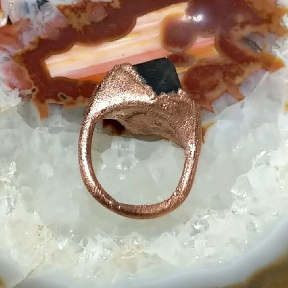 'Unphased' Size 6.5 Octagonal Green Fluorite Ring - Picture 2 of 5